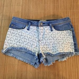 Roxy denim shorts size 28 inch.